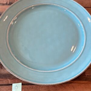 EUC Pottery Barn Cambria Collection Dinner Plate in Turquoise Retired set